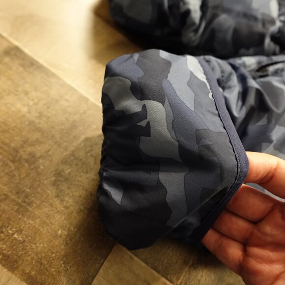 Baby Gap Snow Puffer Suit 0–6 Months Blue Camo Bear Print Warm Winter One-Piece - Picture 14 of 14